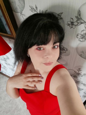 stacybr.z в LOOKY. . Lady in 🔴
Happy bir...