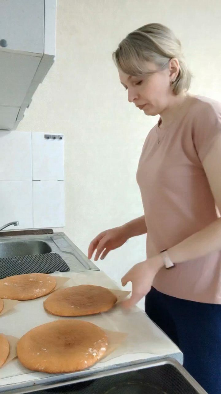 natali0706 в LOOKY. #медовик,#рецептторта,#кчаю,#пекудома,#выпечка. #медовик #рецептторт...