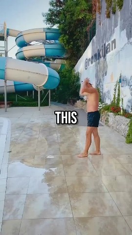 Travelout232 в LOOKY. #travel,#spain. Social media vs Real...