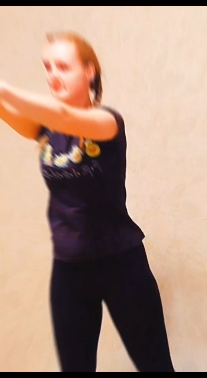id_fitness_4 в LOOKY. . Тренировка на ютубе ...