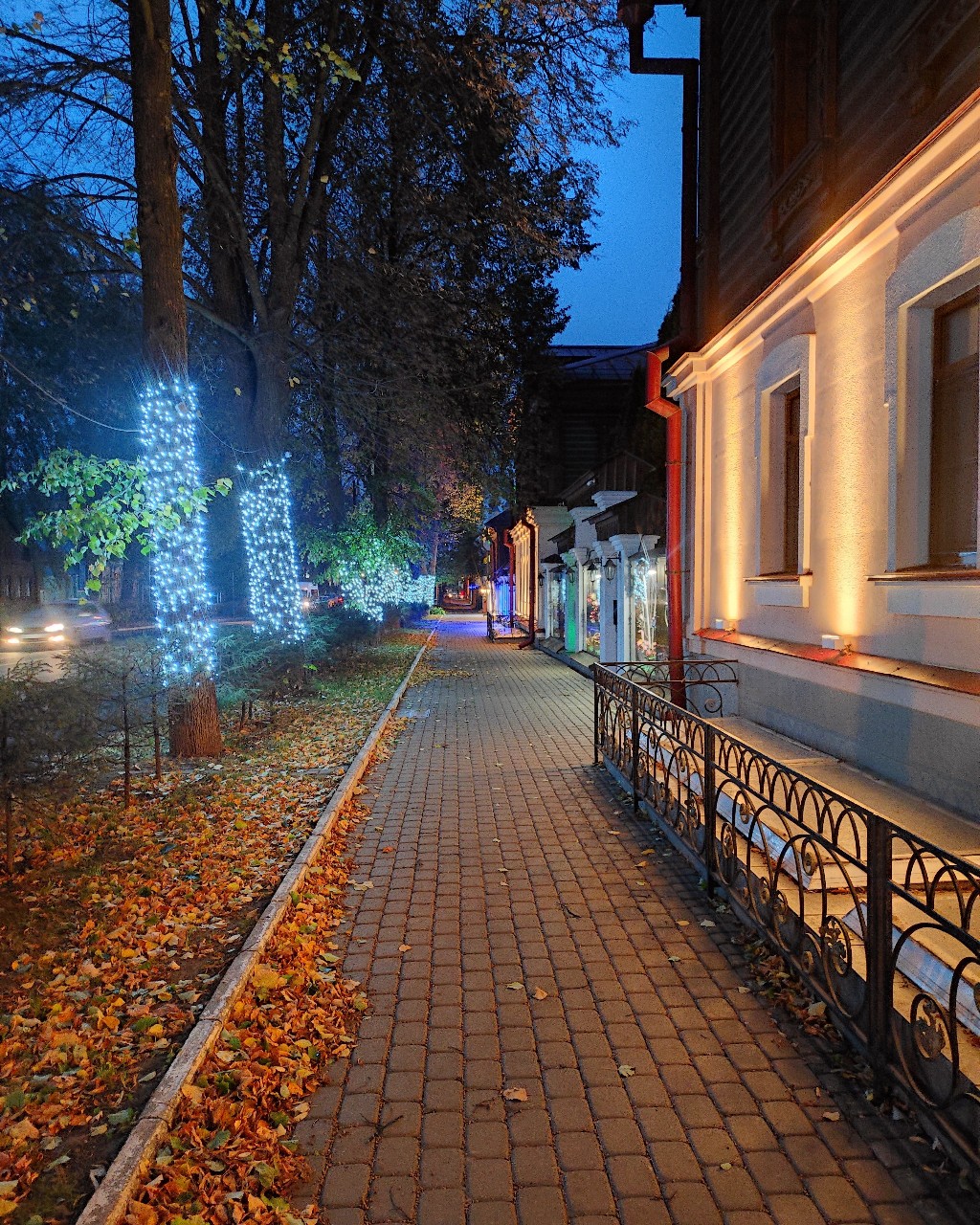 Юлия в LOOKY — 💙🧡💛Вечерний Суздаль [#атмосфера](атмосфера) [#ночнойгород