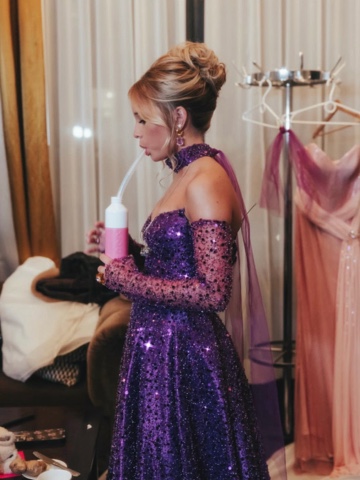 Emma Kok в LOOKY. . Scroll to see my min...