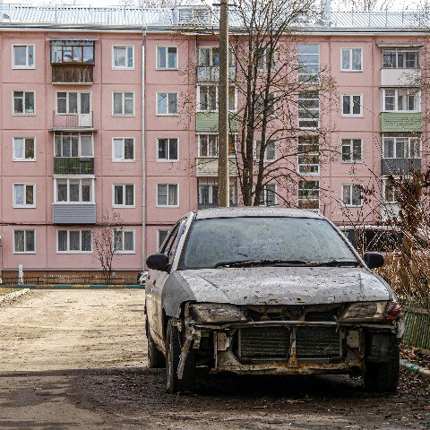 wettchinnikov в LOOKY. #wettschinnikov,#lumixg5,#Lumix,#tula,#gorod_tula,#grazhdanin2sorta,#yut_ebenya,#пролетарский,#город,#city,#Тула,#улицаметаллургов,#зима,#уличнаяфотография,#эстетикаебеней,#esteticaebeney,#дом,#пятиэтажка,#хрущевка,#панельки,#toyota,#автохам,#двор. #wettschinnikov #lum...