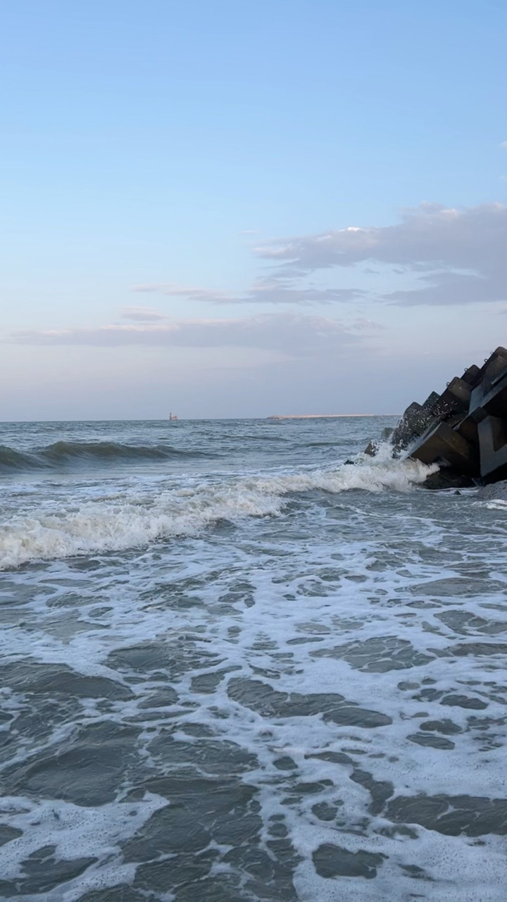 Looky_1706045979324 в LOOKY. . Море волнуется раз �...