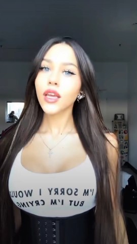 Looky_172387952818565 в LOOKY. . Идём на съёмки)