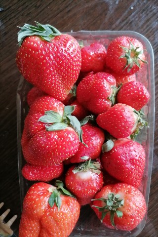 Liza90P в LOOKY. . Любимая клюбника🍓