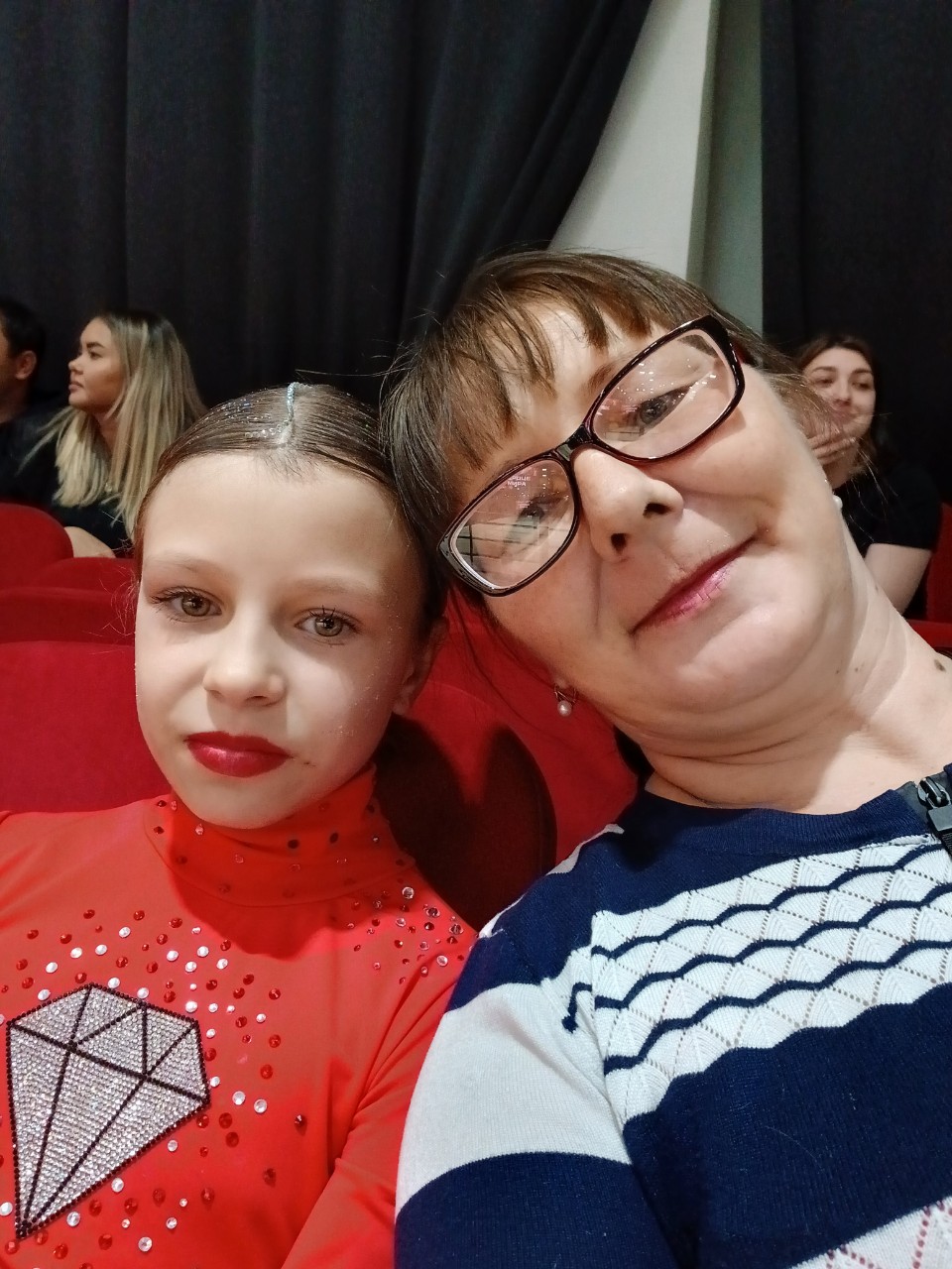 Елена Комогорова в LOOKY — 🔥 5 СОВЕТОВ, КОТОРЫЕ РЕАЛЬНО ДВИГАЮТ К УСПЕХУ (И В БИЗНЕСЕ,