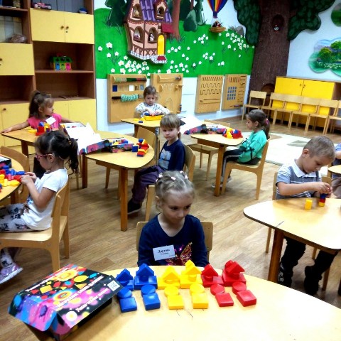 svetkids16 в LOOKY. #Светлячок,#ПодготовкаКШколе,#РаннееРазвитие,#Челны,#дети. Блоки Дьенеша на зан...