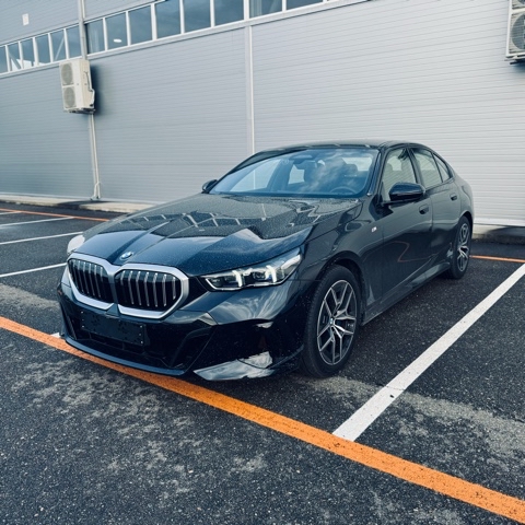 proautotv в LOOKY. #Мемы,#обзор,#bmw,#bmw5,#bmw5series,#бмв,#краснодар,#авто,#автомобиль,#тестдрайв. #Мемы это новый BMW ...