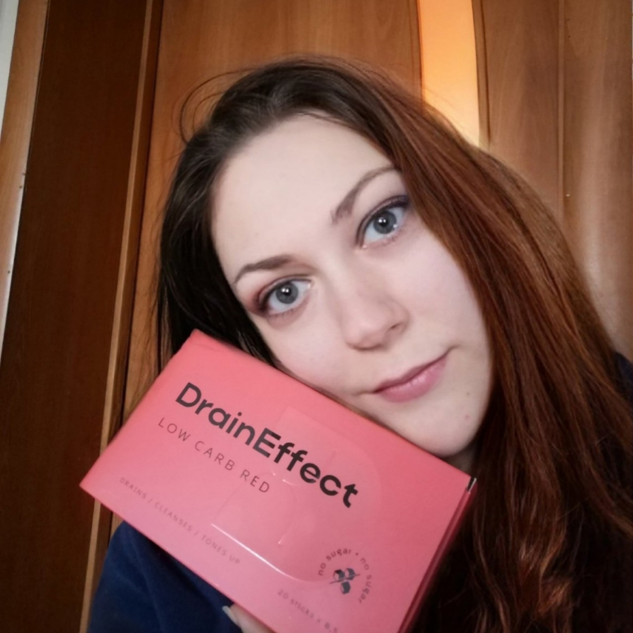 Перед Новым годом жаркая пора Драйнов🤩

Ведь будет много гулянья, застолья, а в форме хочется оставаться всегда👌
 
👇Поэтому 
Начинаем день с драйна! ❤️

Его задача - вывести лишнюю жидкость из организма, снять отеки и вместе с водой вывести шлаки и токсины 
 
🍃ЗАПУСКАЕТ ПРОЦЕСС ПОХУДЕНИЯ 
🍃УСТРАНЯЕТ ЗАСТОЙ ЖИДКОСТИ 
🍃ИЗБАВЛЯЕТ ОТ ОТЁКОВ 
🍃УМЕНЬШАЕТ ОБЪЕМЫ 
🍃ВЫВОДИТ ТОКСИНЫ
🍃 полностью натуральный растительный состав
🍃 бодрит лучше кофе

Возможно вам и не нужен драйн, если вы: 
✅всегда на пп
✅ каждое утро начинаете с 30 минутной зарядки и массажа лица

❗А вот всем остальным я искренне рекомендую попробовать драйн✊
🍷Стик разводится в воде и выпивается за 30 минут до еды. 
❗Аналогов нет, полностью на растительных компонентах❗

Если к нему подключить коктейли, можно скорректировать вес, это корректировка-логическая цепочка правильных шагов-выводим воду и создаём дефицит калорий! 

✨Цена 1490₽ 20 стиков, 2 вкуса гранат и зеленый чай✨