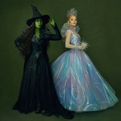 Ariana Grande в LOOKY. #wickedmovie. An exclusive first l...