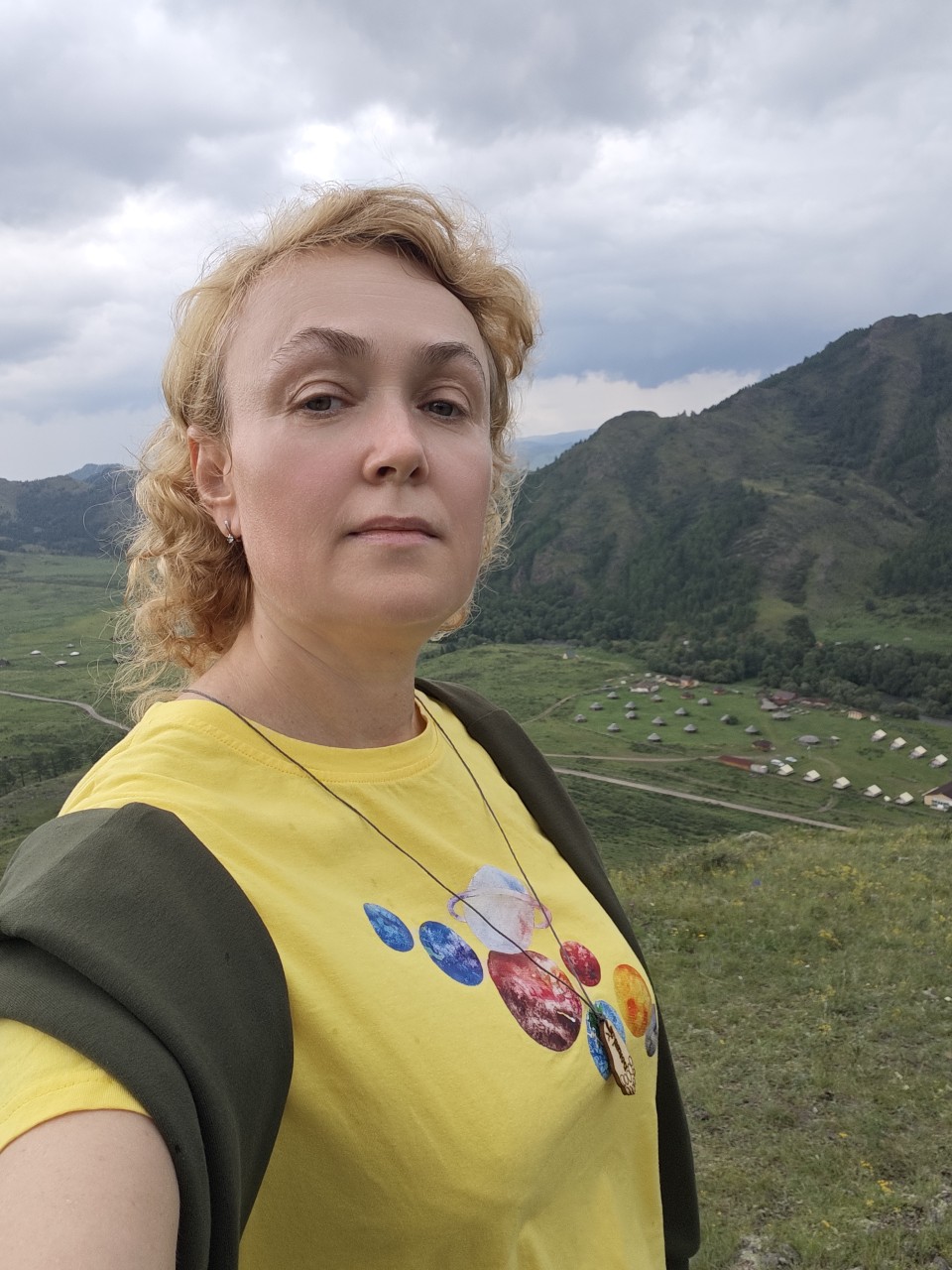 Залезла на высокую гору в Хакасии 👍