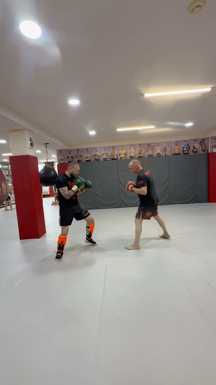 lebedev_krd14 в LOOKY. . Раскидался после тре...