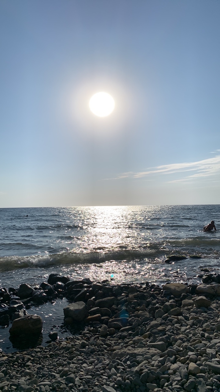 Когда октябрь еще не осень) ) ) хорошо жить у моря #море #продолжениелета
