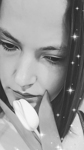 Анастасия Маркелова в LOOKY. . 🖤🤍