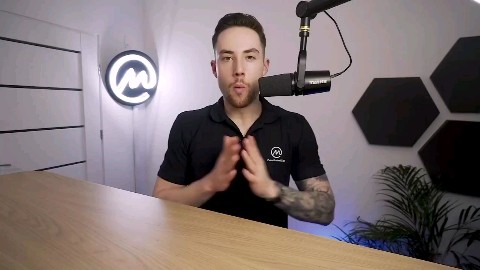 Coinmarketcap in LOOKY. #CMC. From fighting biases...