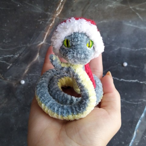 solovyova_knits в LOOKY. #2025,#зима2025,#сибирь,#вязание,#хобби,#творчество,#развлечения,#любимаяработа,#подаркиручнойработы,#красотавдеталях. Символ наступившего ...