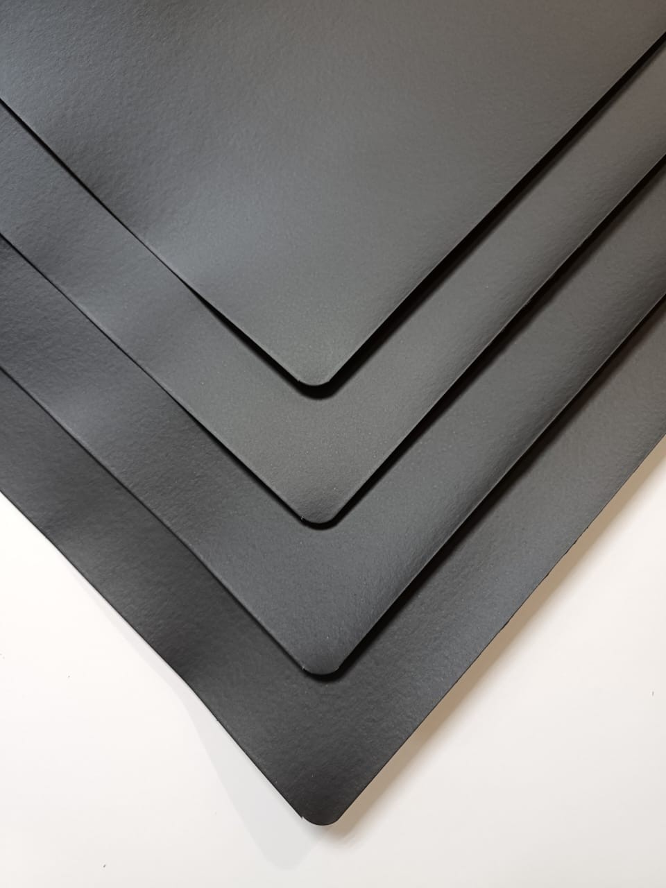 Выкрасы цвета краски на картоне формата А3:
Benjamin Moore:
Black Beauty 2128-10
Onyx 2133-10
Sherwin Williams:
SW 6991 Black Magic
SW 6258 Tricorn Black

Заказ на сайте: ПробникКраски.рф

Колеровка и продажа красок:
HYGGE, Dulux, Tikkurila, Swiss lake, LINNIMAX (Caparol)

#дизайнквартирымосква#дизайнинтерьеравмоскве#дизайнинтерьеровмосква#дизайнермск#дизайнермосква#дизайнпроектмосква#дизайнстудиямосква#дизайнермск#москвадизайн#студиядизайнамосква#советдизайнера#дизайнванной#дизайнеррекомендует#дизайнресторана#дизайнкафе#дизайнмагазина#дизайнерресторана#дизайнерыроссии#дизайнприхожей#планировкаквартиры#дизайнподключ#концепцияинтерьера#современныйинтерьер#уютнаяквартира#дизайнмечты#стильныйдизайн