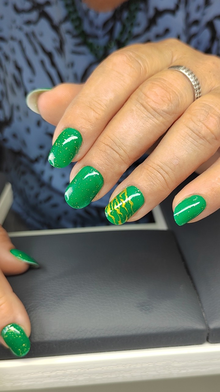 crilac_nail