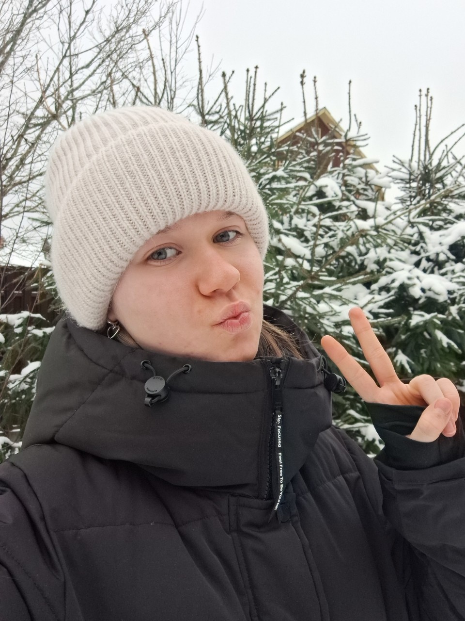 Margo в LOOKY — [#margaritas_me ](margaritas_me)[#зима ](зима)🤍❄️
Загородом