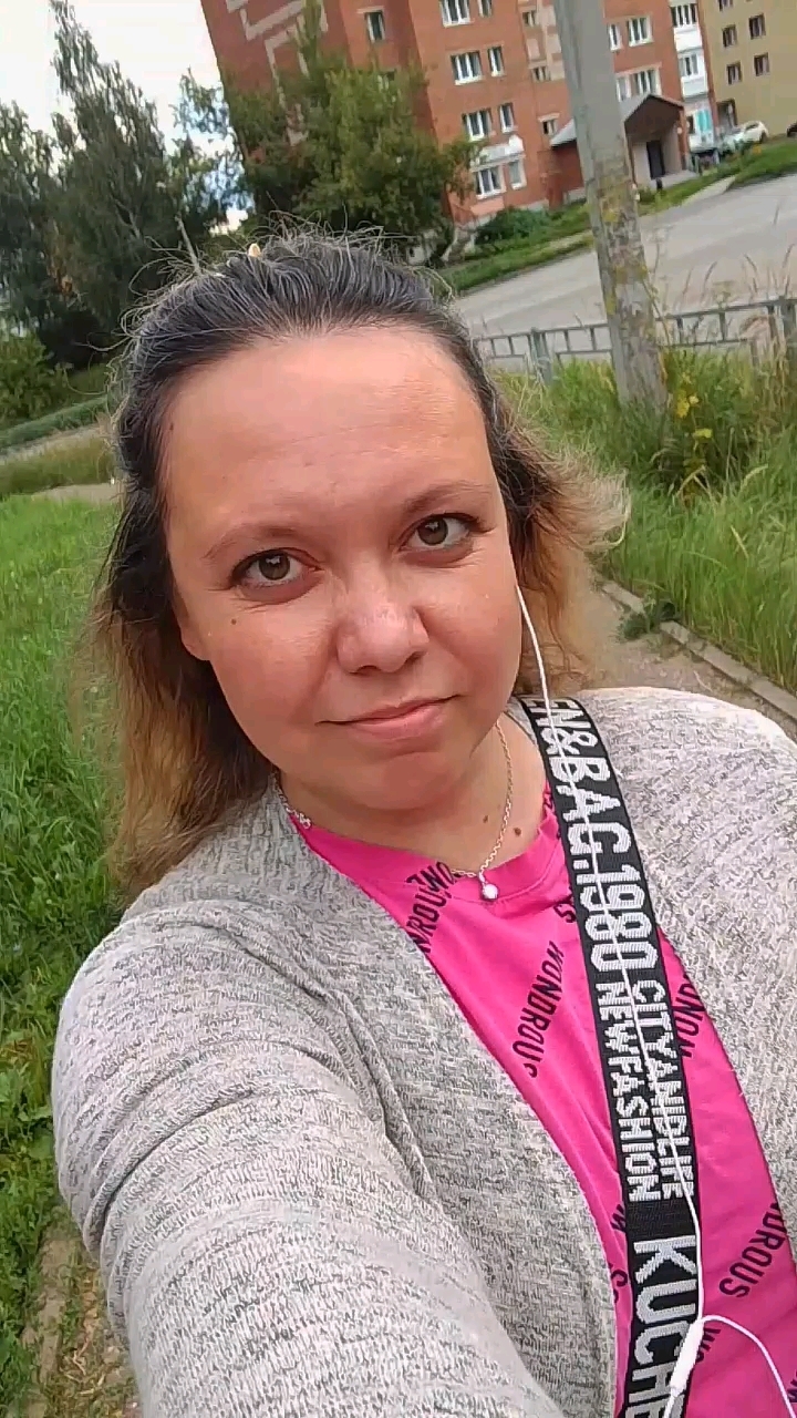 Olga_Shi в LOOKY. . Первый рабочий день ...