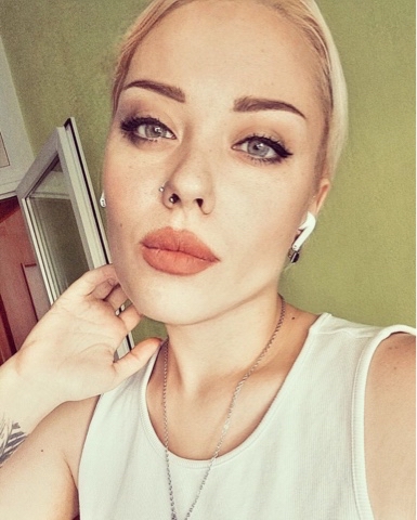 AnnaSkars в LOOKY. . Рeал-фэйс) переходит...
