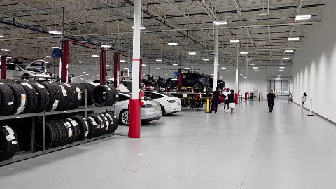Tesla_Car_Optimurob в LOOKY. . Tesla spare parts