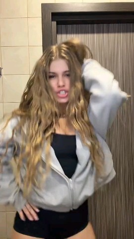 SIMKA в LOOKY. . 💃🏠