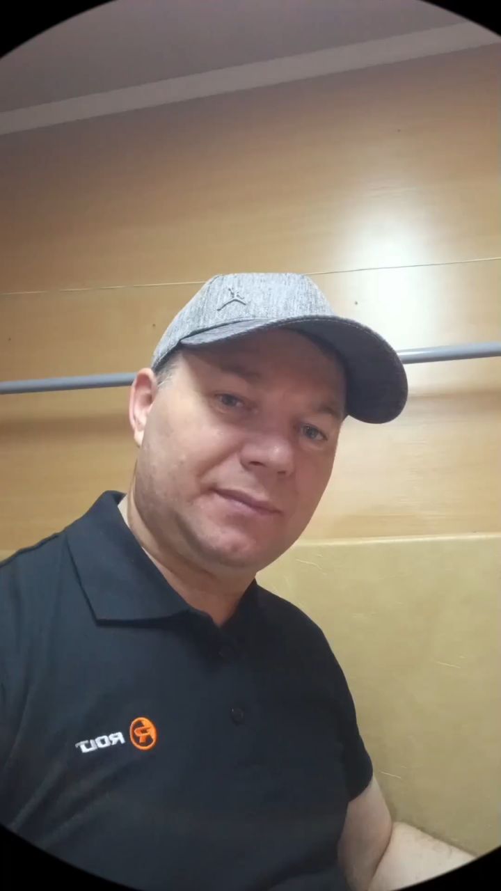 Alexander в LOOKY. . Это что за диско так...
