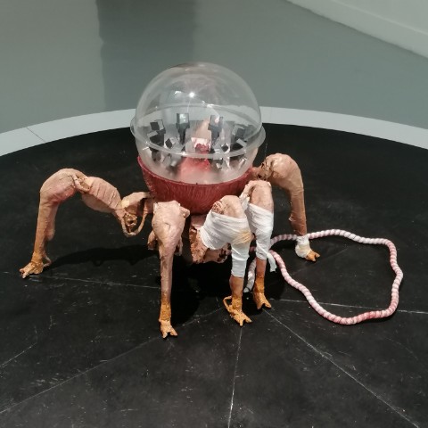 Holeprayer в LOOKY. #contemporaryart. #contemporaryart так...