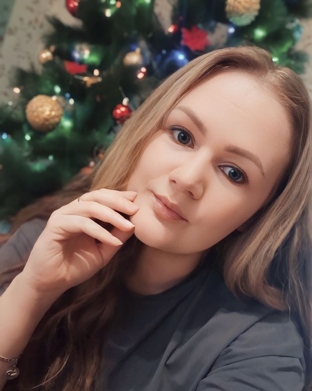 anna_alm_ в LOOKY — Ну вот и начались трудовые будни 🤗 

А наши праздничные вых