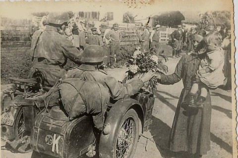 Вехи истории в LOOKY. . Лето 1941 года.
Хлеб...