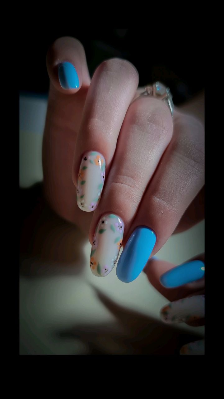TwoGenerationsDiary в LOOKY. #маникюр,#looky,#nailpro2013,#лайфхакманикюр,#ногти,#nailart,#мастераманикюра. 🌟 Веду вторую стран...
