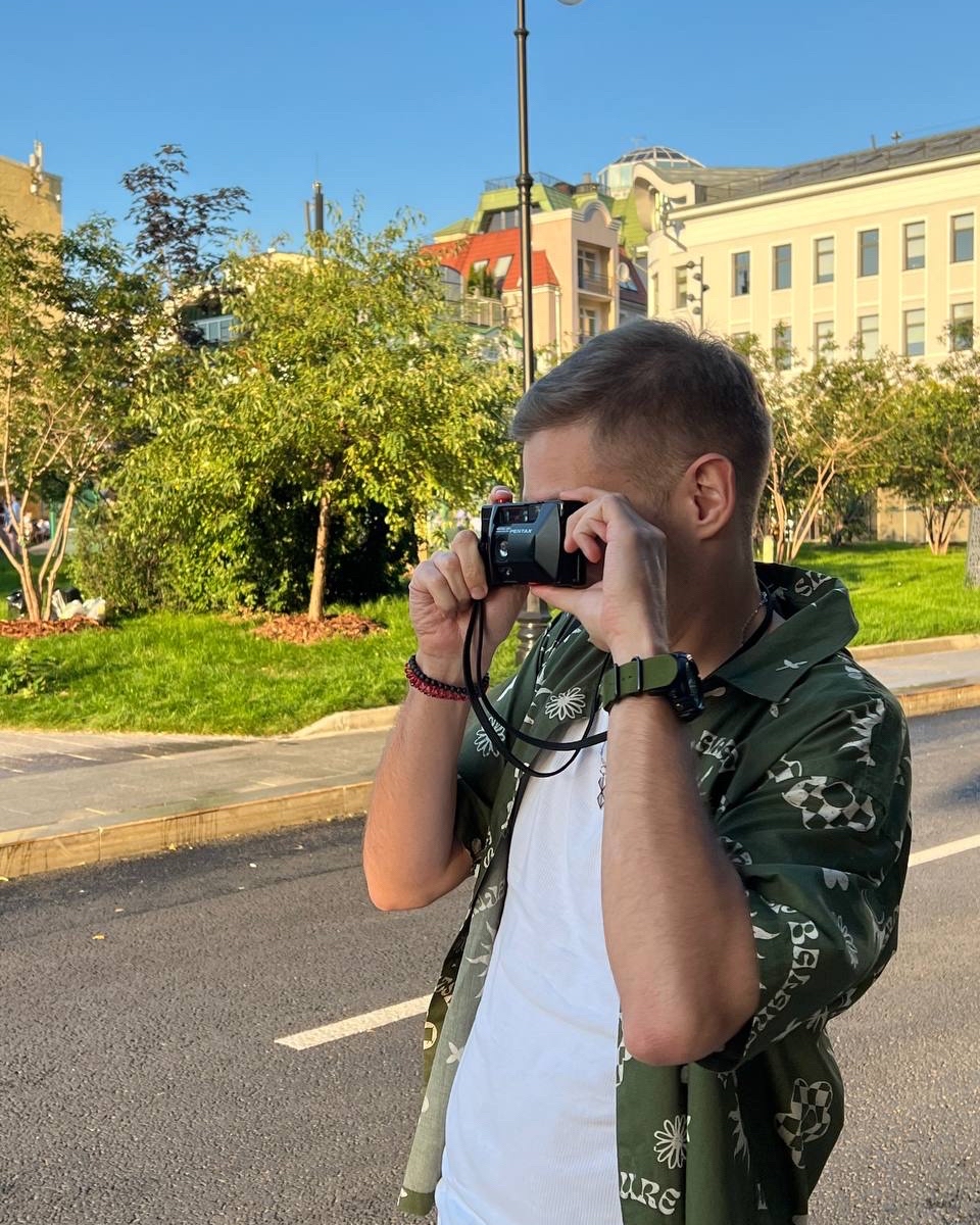 Yo в LOOKY — публикация