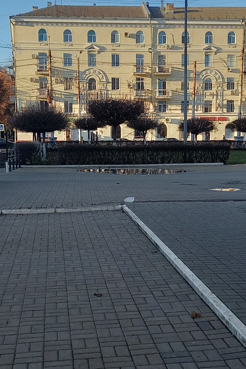 Tashaflo в LOOKY — Прогулка по городу.
#городврн#ноябрь