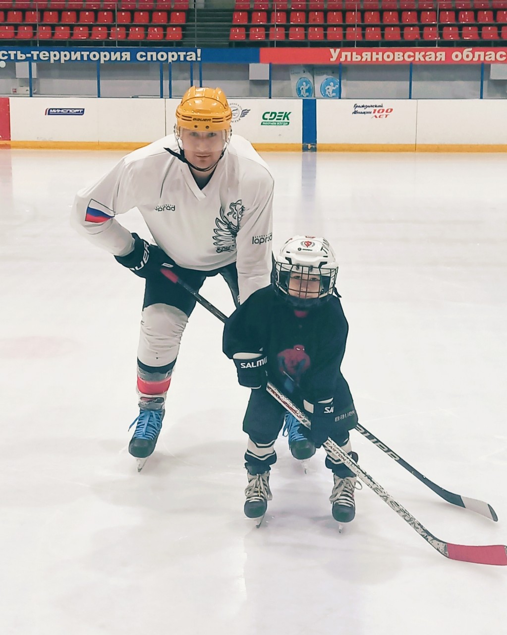 Мои спортсмены 🥰
Трус не играет в хоккей 🏒