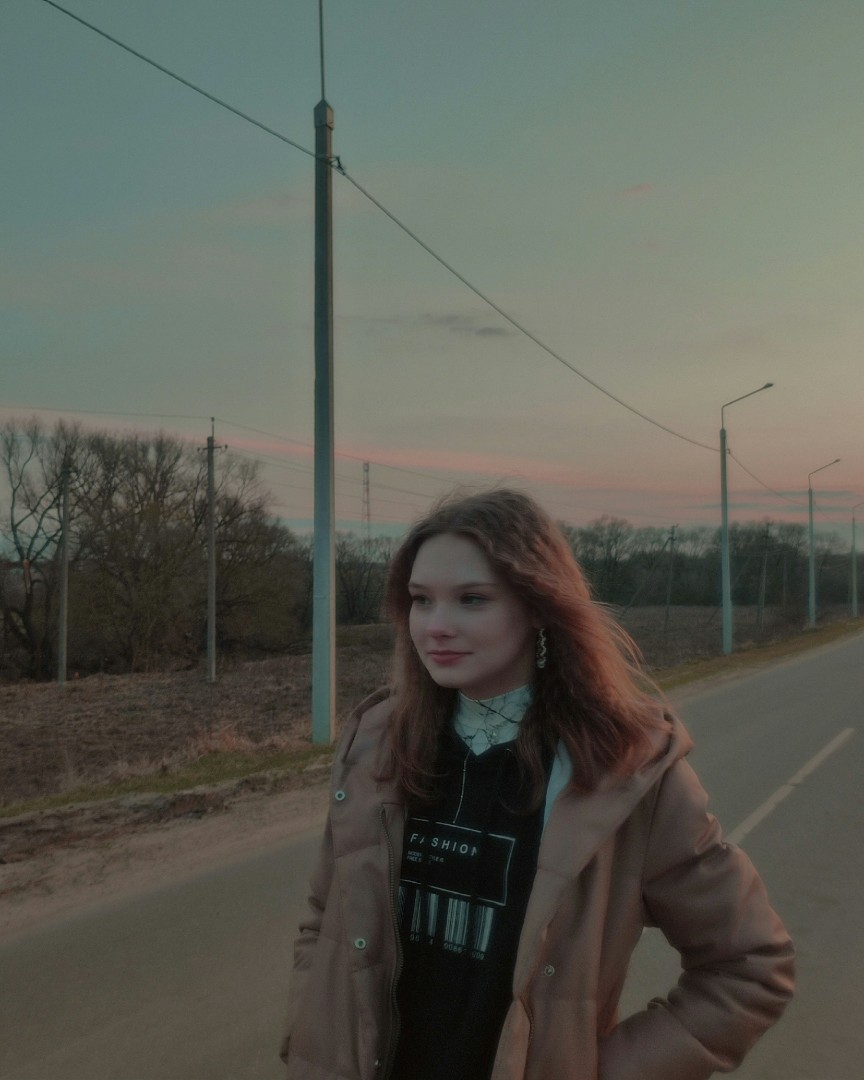 vasha_mam0chka в LOOKY — the beginning of a new path 🥝💖 #дорога [#girl](girl) #весн