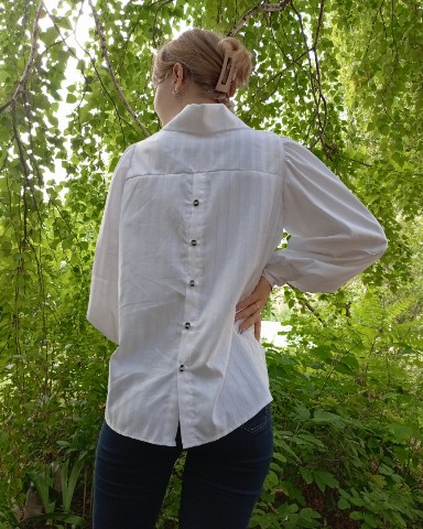 dina.ilyasova.86 в LOOKY. #дизайнерскаяодежда,#пошиводежды,#ателье. Рубашка из сатина.
Л...