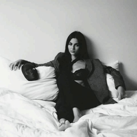 _victoriajustice_1993 в LOOKY. #OnlyAStranger. #OnlyAStranger outta...