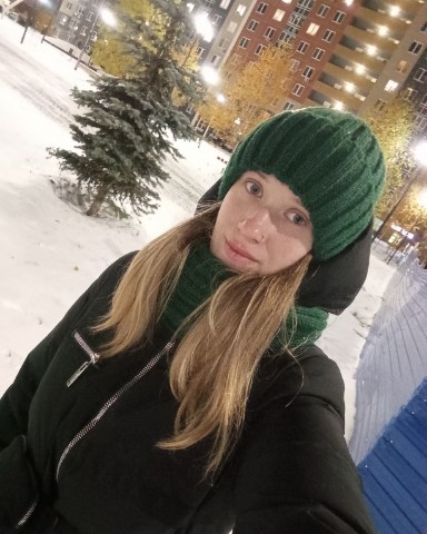 Дарья Курлова в LOOKY. . Привет✋👋