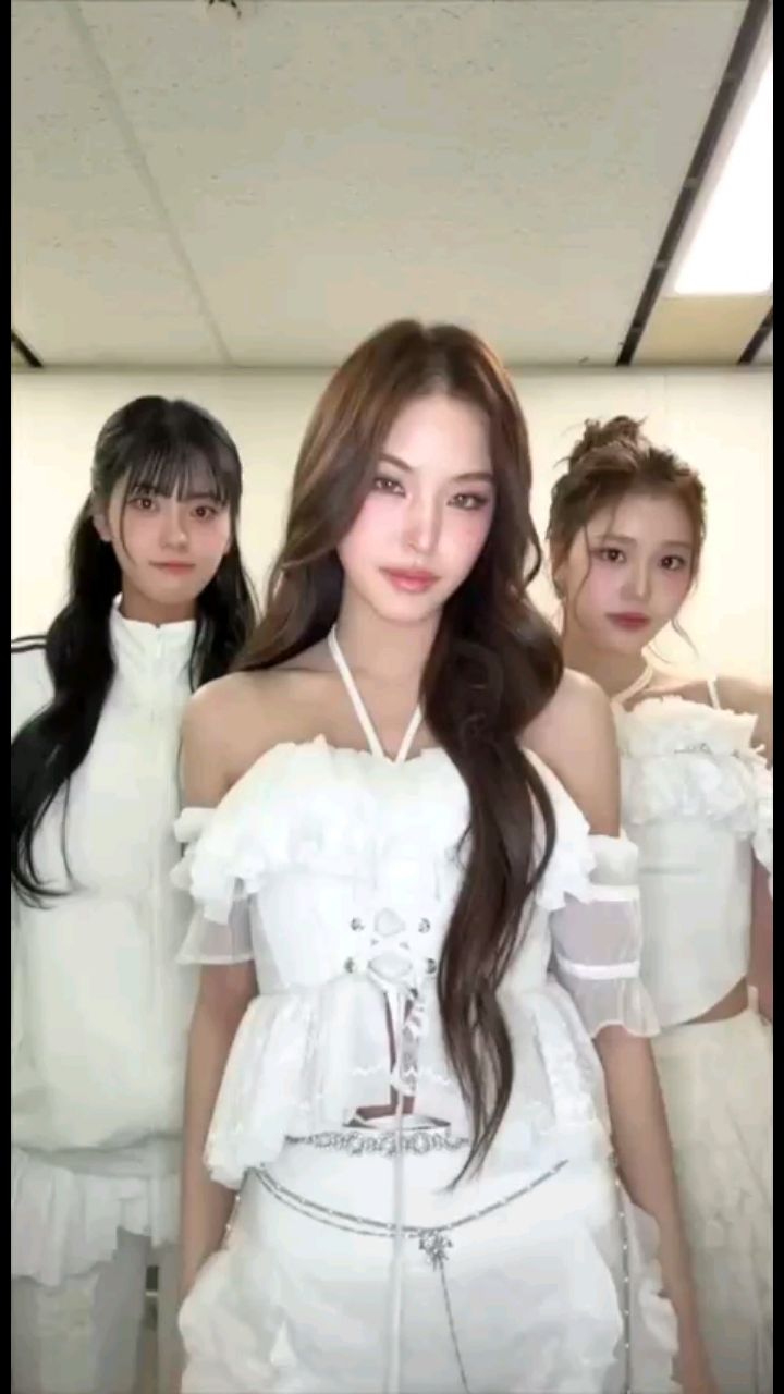 BLACKPINK BABYMONSTER FAMILY в LOOKY. #supadupaluv,#WEGOUP,#BABYMONSTER,#YG,#HELLOMONSTERS,#LOVEMONSTERS,#PSYCHO,#HOTSAUCE,#babymonster,#ruka,#pharita,#asa,#ahyeon,#rami,#rora,#chiquita,#kpop,#кпоп,#WEGOUP. #supadupaluv #WEGOUP...