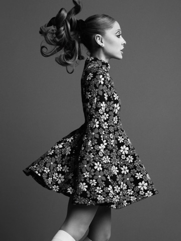 Ariana Grande в LOOKY. . 