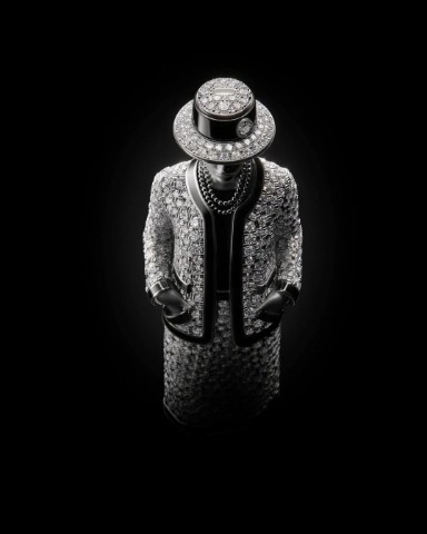 О драгоценностях About Jewellery в LOOKY. #часы,#ювелирныечасы,#chanel. Шахматы от Chanel на...