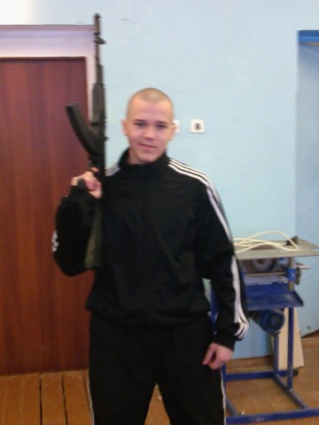 Антоний Жирков в LOOKY. #16лет,#детство,#юность,#молодость,#жиган,#хулиган,#бандит,#гангстер,#стрелок,#ака74,#штурмоваявинтовка,#калашников,#улица,#уличнаяжизнь,#вниманиерозыск. Я в 16 лет ♠️ [2008 ...