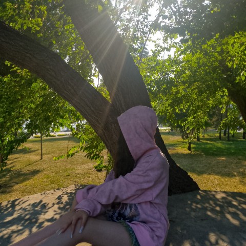 Крестовская в LOOKY. . 