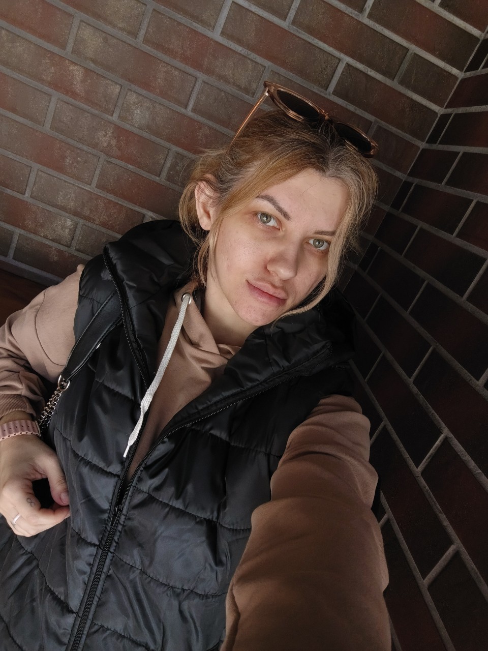 katelate585