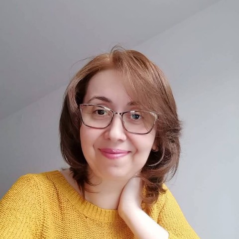 YOANNA в LOOKY. . "Ajut oamenii să își...