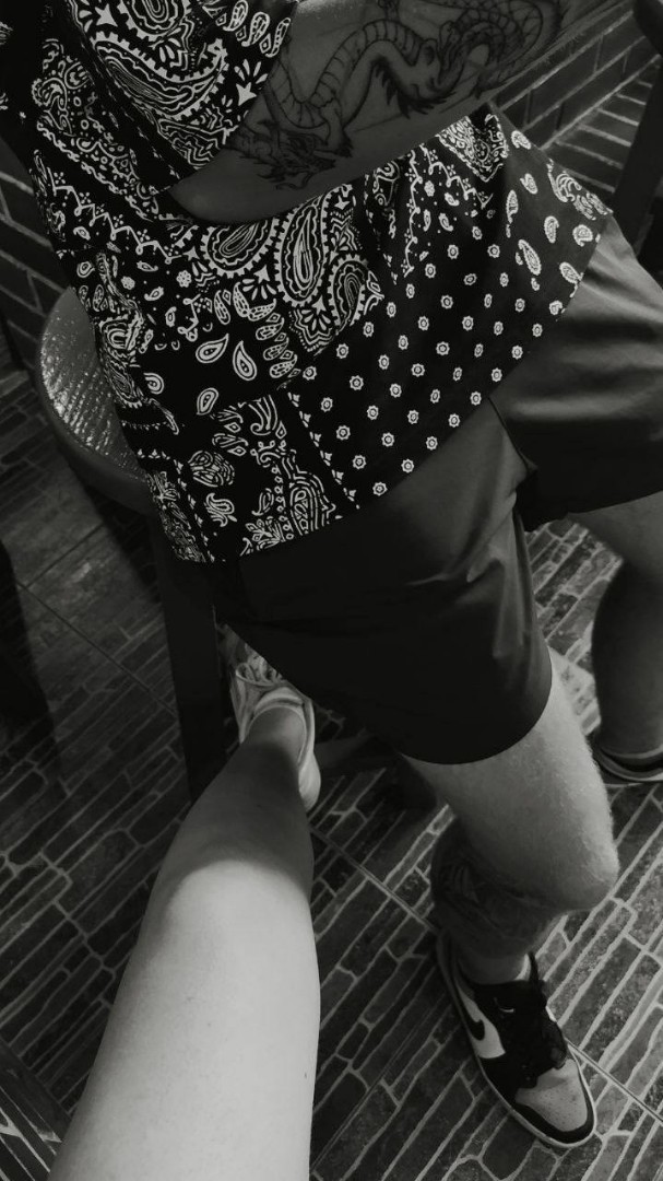 Девочки мои 😚
Для Вас - пост ревности 😈
Делимся фотками, чтоб бывший локти кусал 😅

#спарнем [#лайки](лайки) [#коментарий](коментарий) [#любовь](любовь) [#ревность](ревность) 