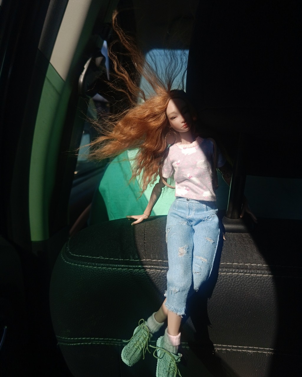 Мы в дороге, мы в пути. 
#выходные  #золотоекольцо #усадьбы #bjd [#bjddoll ](bjddoll)[#bjdphotography ](bjdphotography)