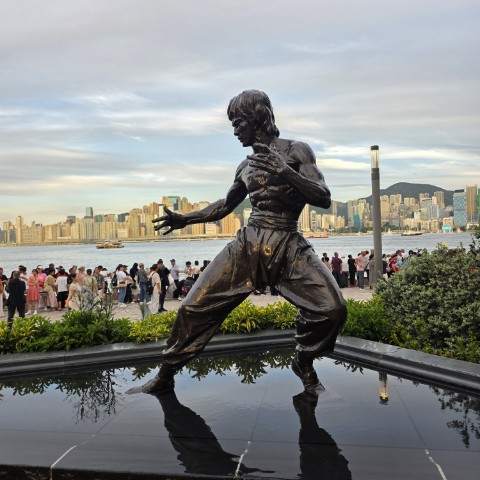 askaiter в LOOKY. #hongkong,#гонконг,#china,#снятонаgalaxy. Гонконг 🇭🇰. Избран...